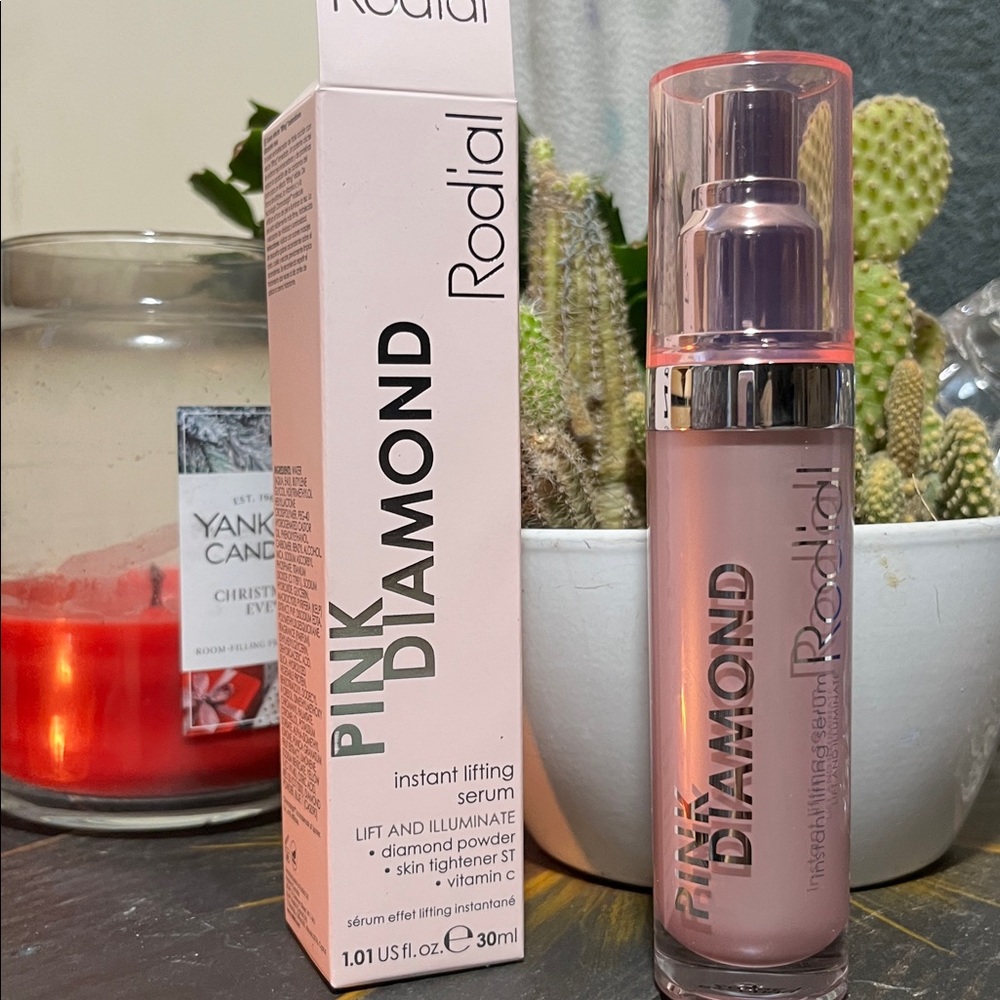 NIB Rodial Pink Diamond Lifting Serum